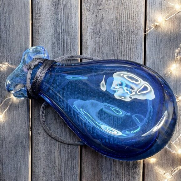 Janet Zug Hanging Amphora Vase Hand Blown Art Glass Signed Small Hand Made Vase - Picture 2 of 10